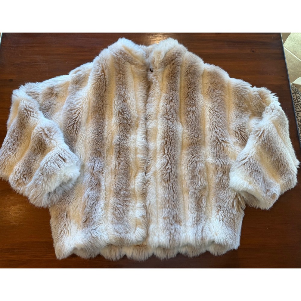 Vintage 1960's Country Pacer Faux Fur Coat Cream Tan Made in USA Oversized Plush - Picture 6 of 10